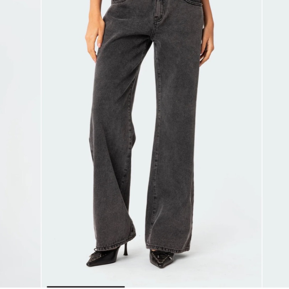 Edikted PETITE Prelynn Washed Low Rise